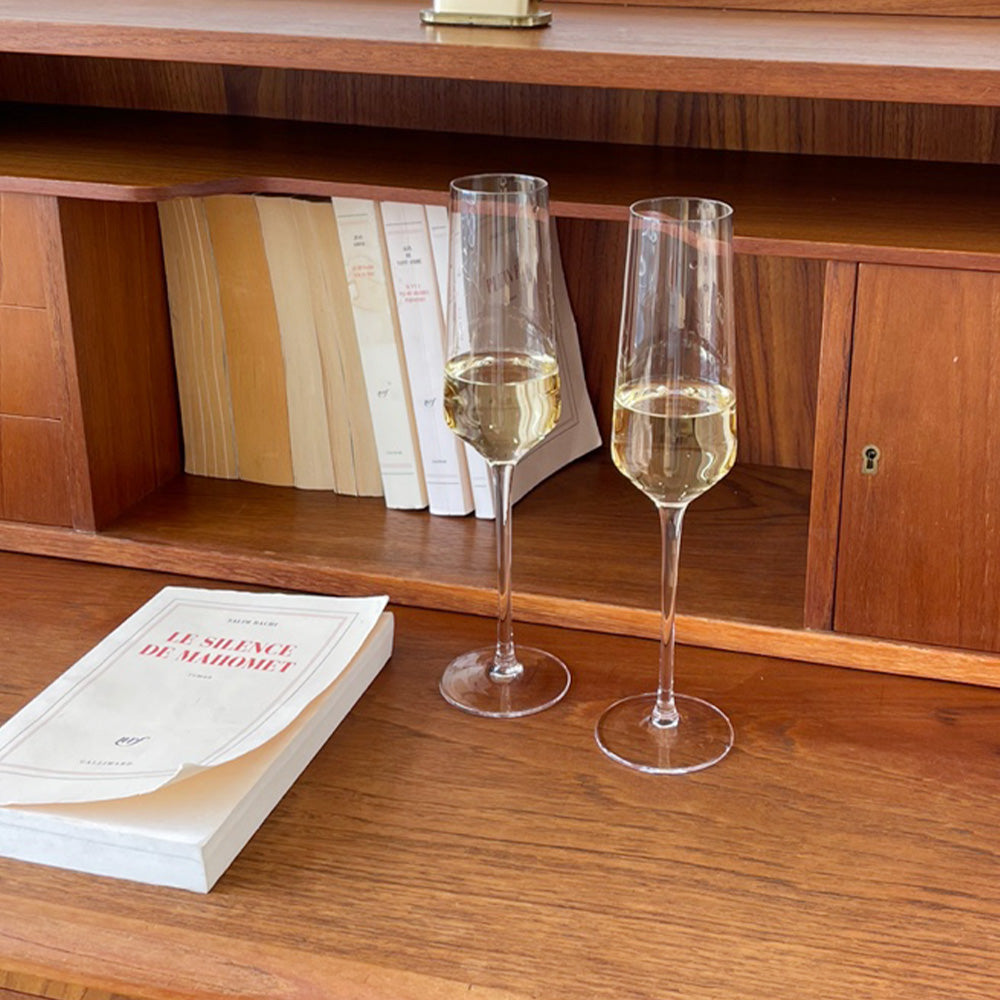 GoodGlassware Champagne Flutes (Set Of 4) 8.5 oz – Tall, Long Stem, Crystal Clear, Classic, and Seamless Tower Design - Dishwasher Safe, Quality Sparkling Wine Stemware