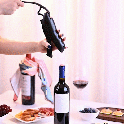 How to Use the Vintorio Stiletto Wine Opener: Open Wine Bottle