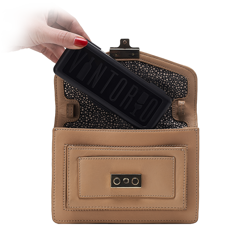 vintorio wine aerator pourer - premium aerating pourer and decanter spout (black) carrying case in bag